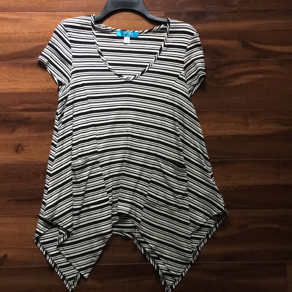 Black and white stripped top